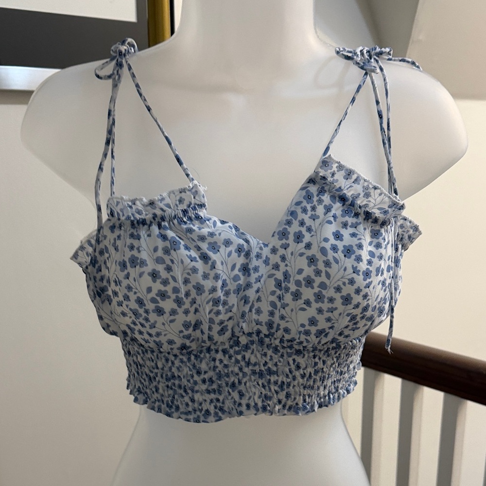 Princess Polly White and Blue Floral Crop Top